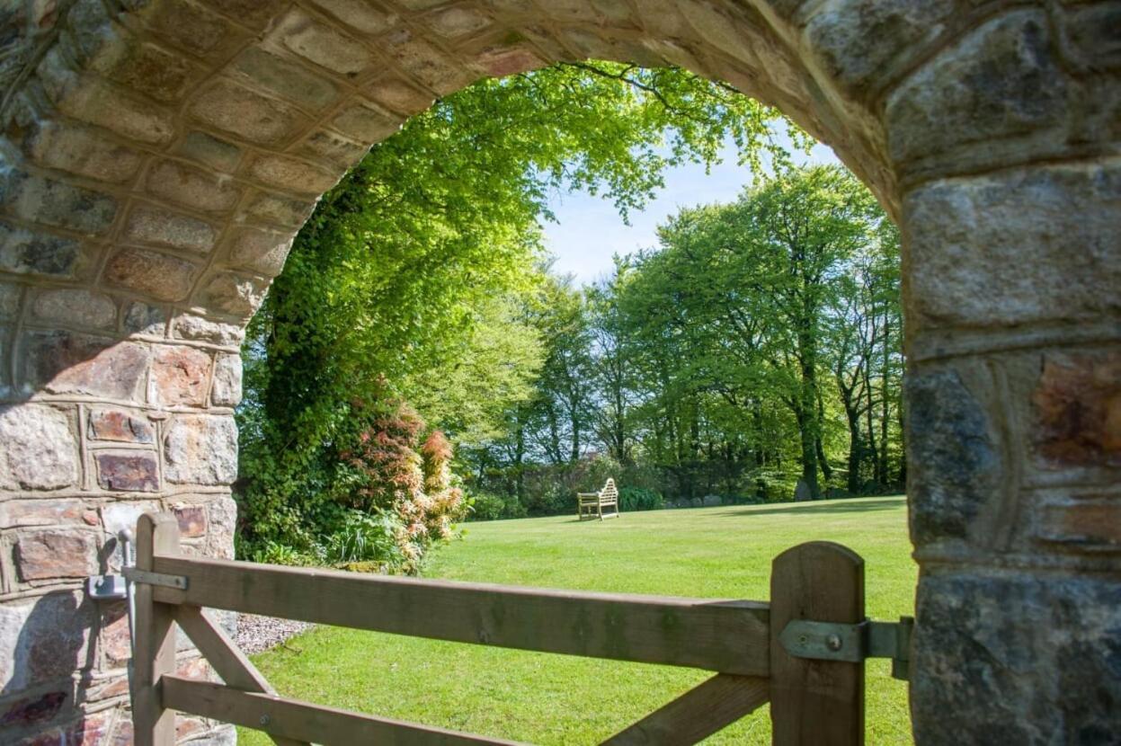 Knole Farm Bed & Breakfast Okehampton Exterior foto