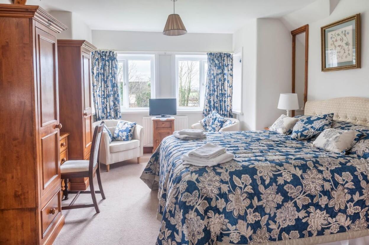 Knole Farm Bed & Breakfast Okehampton Exterior foto