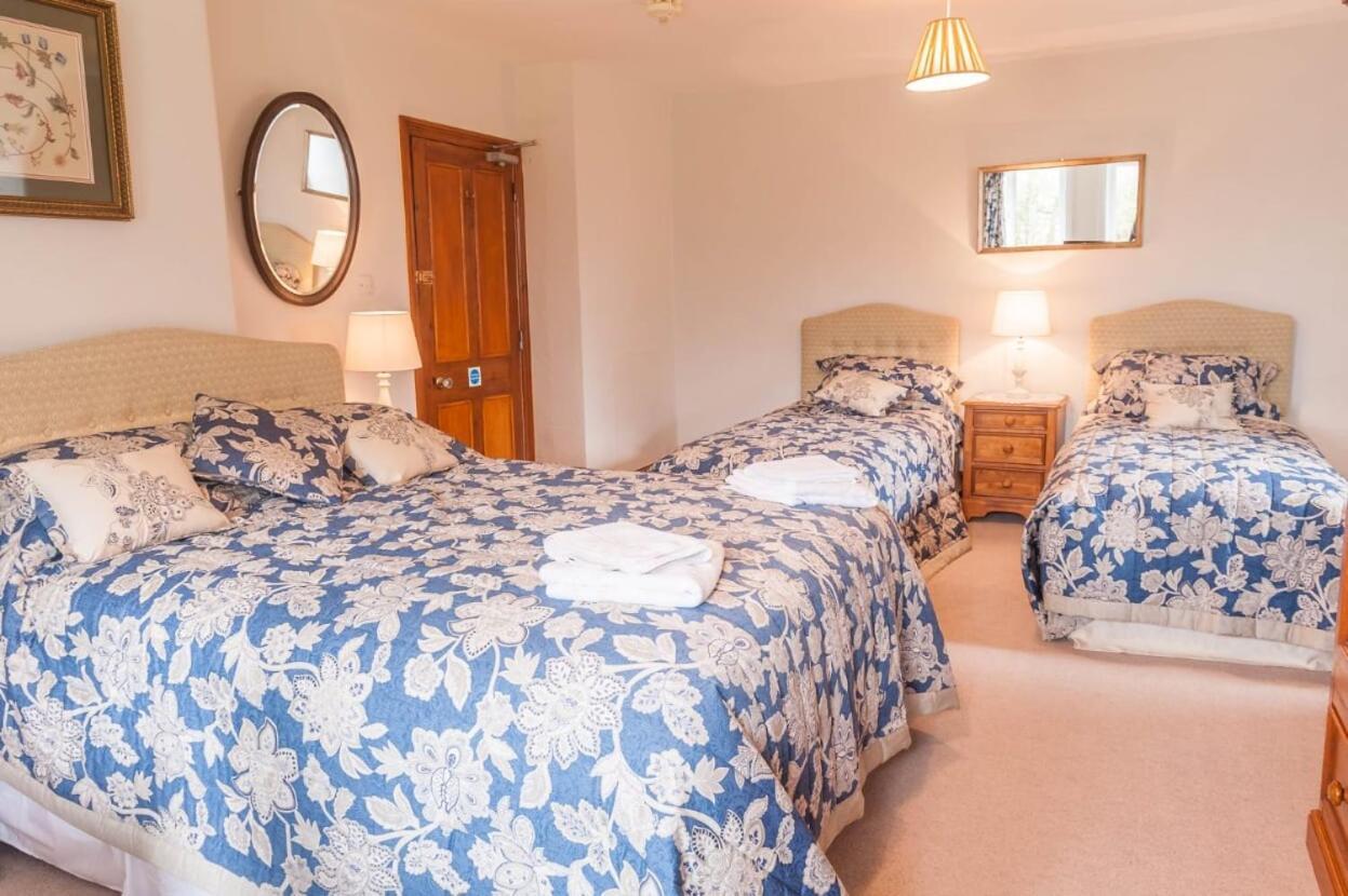 Knole Farm Bed & Breakfast Okehampton Exterior foto